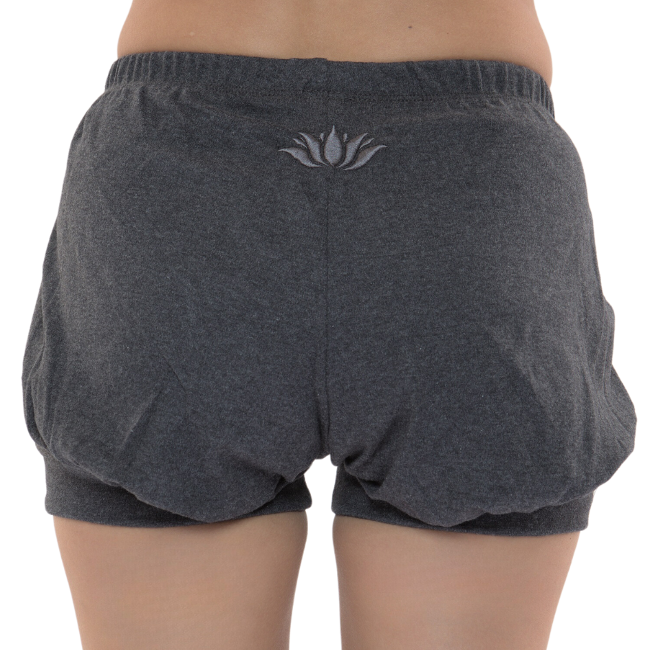 Iyengar Yoga Puna Chic Yoga Shorts Katmandu Boulder Grey Malaika Padma