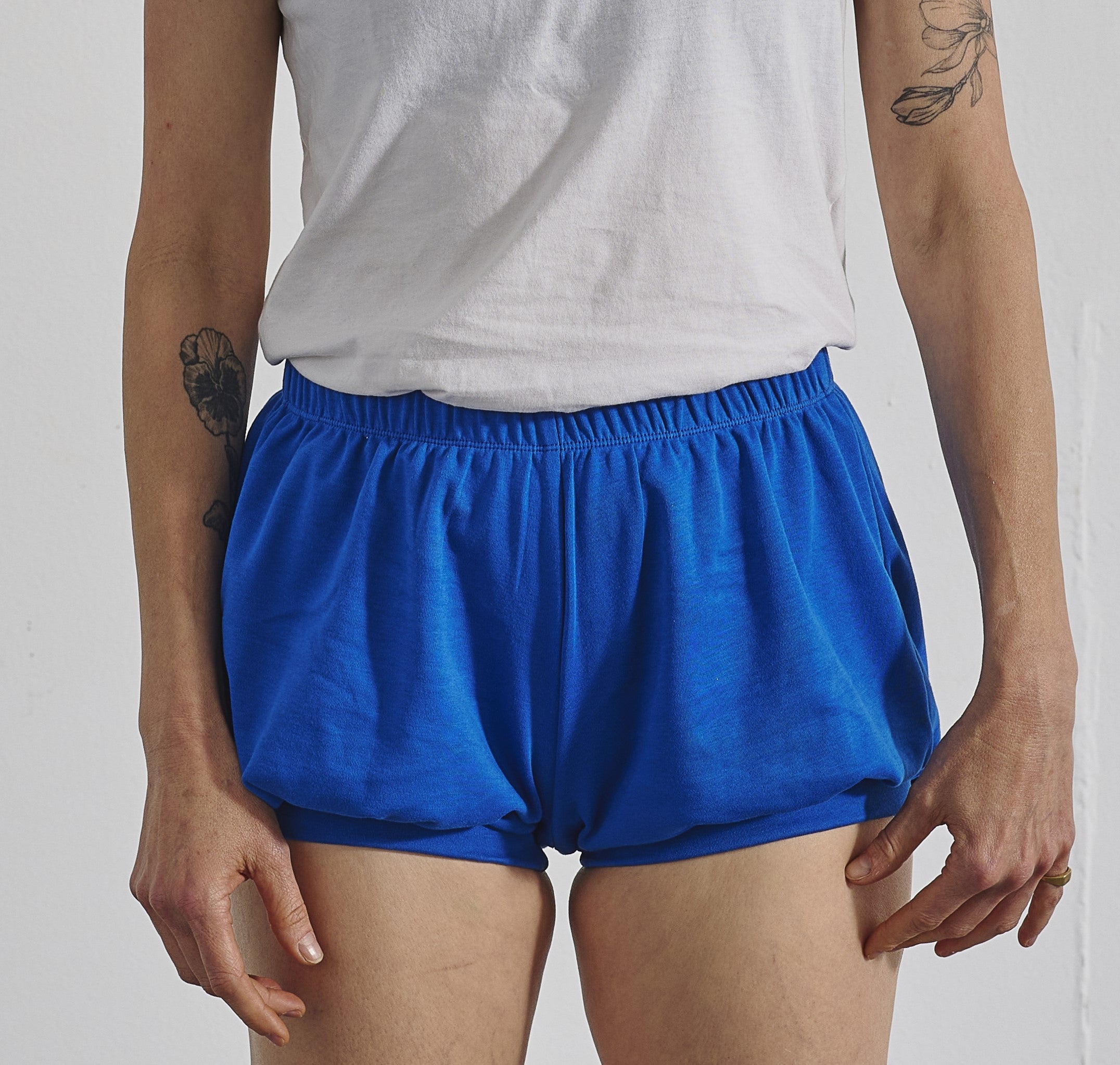 Iyengar Yoga Pune Chic Yoga Shorts Santorini Blue Malaika Padma